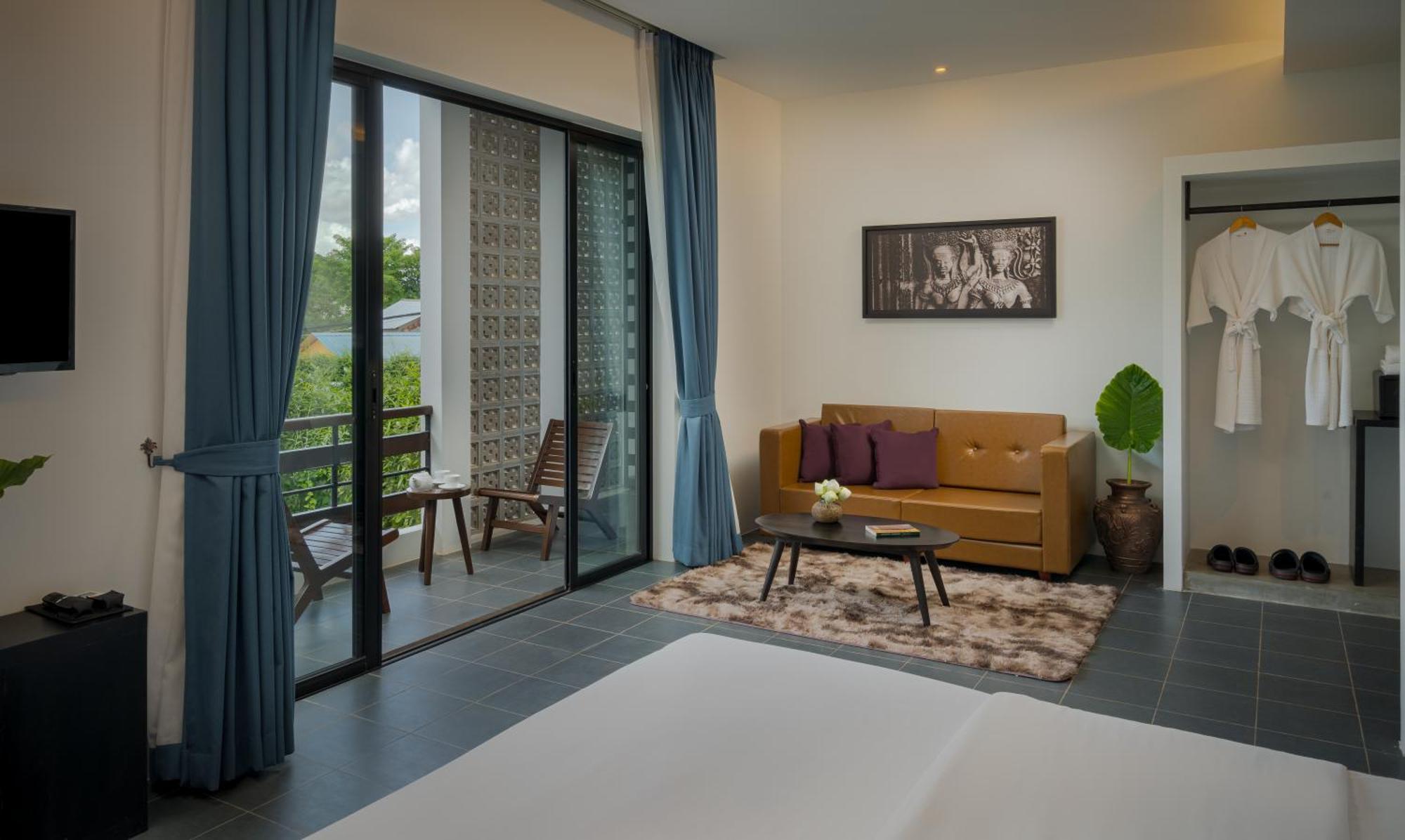 Eightfold Urban Resort 시엠리아프 객실 사진 Deluxe Room