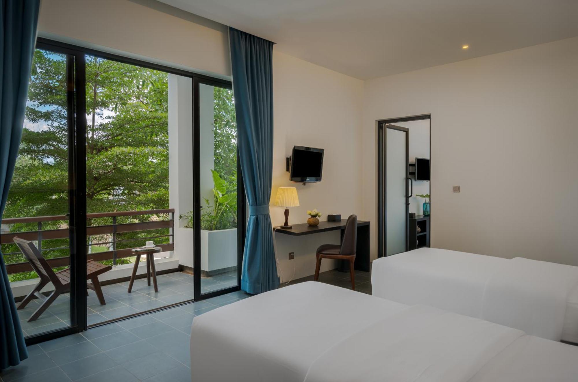 Eightfold Urban Resort 시엠리아프 객실 사진 Deluxe Room